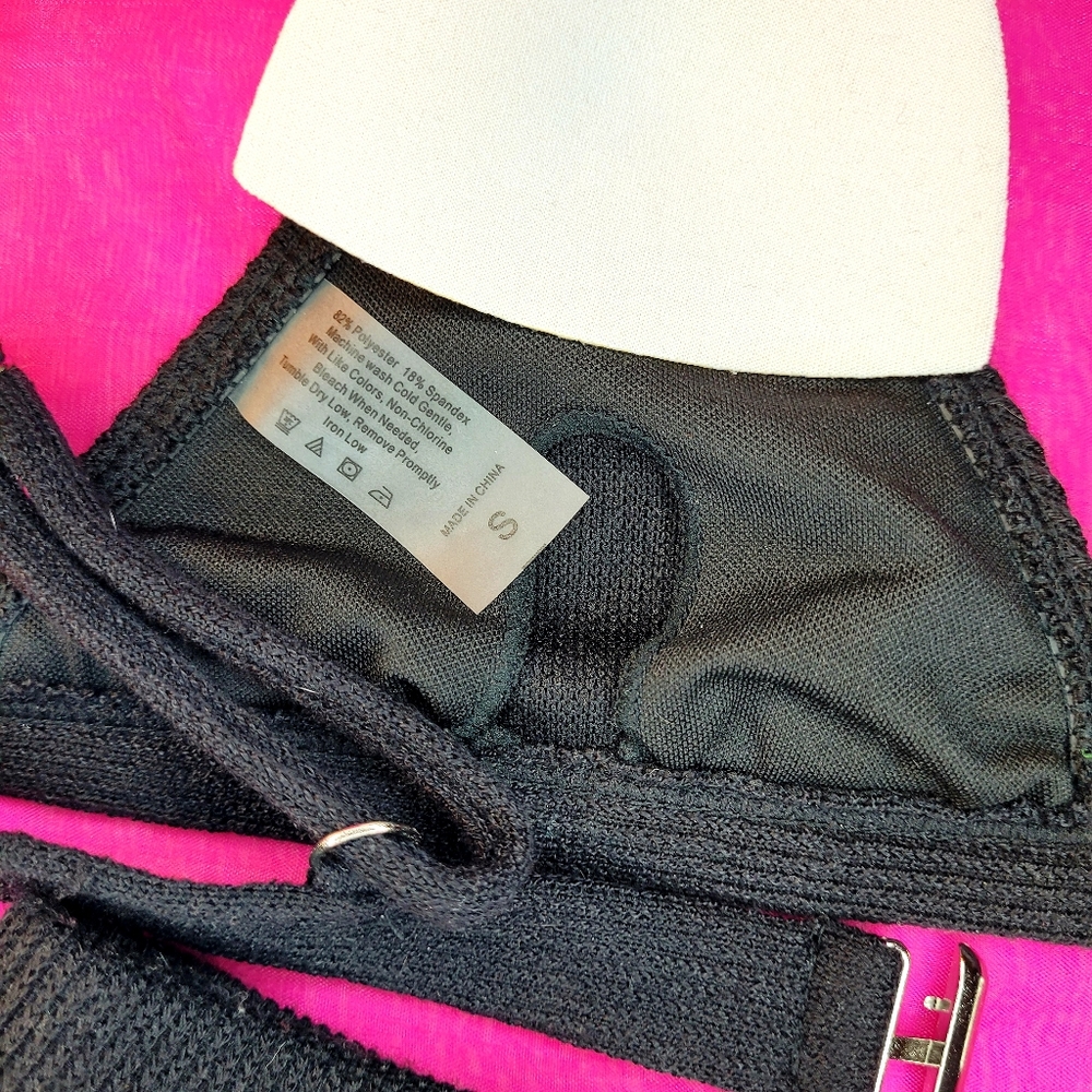 NEW SMALL AMAZON BLACK KNIT BIKINI 2 PIECE BIKINI SWIMSUIT BEAUTIFUL - Picture 7 of 8
